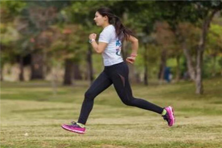 每天跑步多久能减肥 跑步减肥注意事项