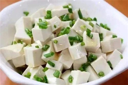 豆腐为什么不能多吃 豆腐吃多的危害